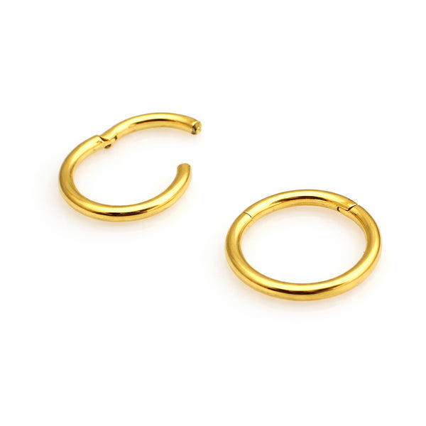 Guldring till piercing - Slät ring - Segment clicker - Piercingsmycke i 24k guldpläterat kirurgiskt stål.