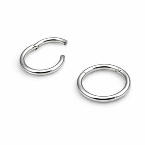 Silvrig slät segment ring - Clicker - Piercingsmycke