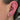 Öra med piercing i snibb, conch och rook.